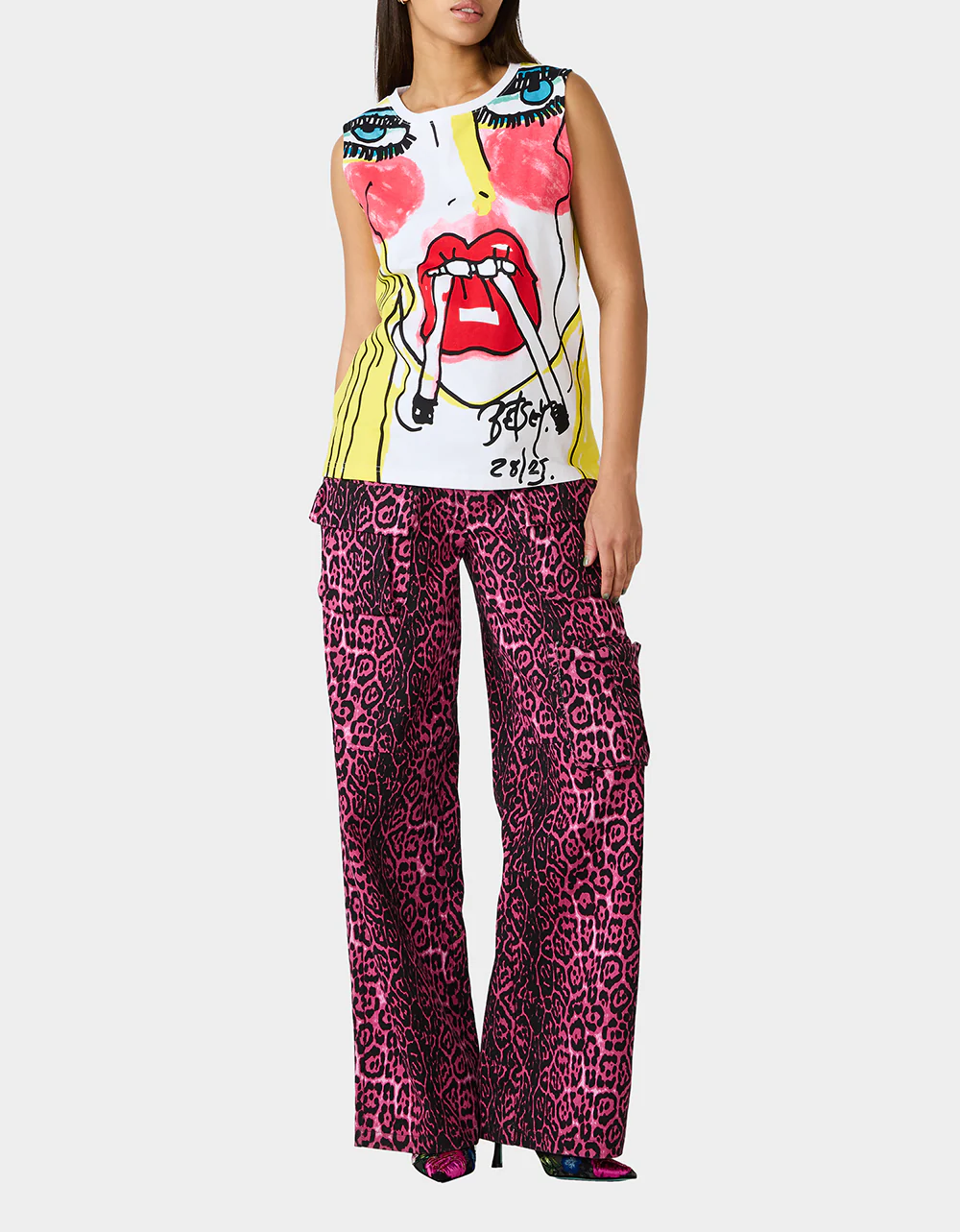 BETSEY'S ART GRAPHIC TOP WHITE - Image 3