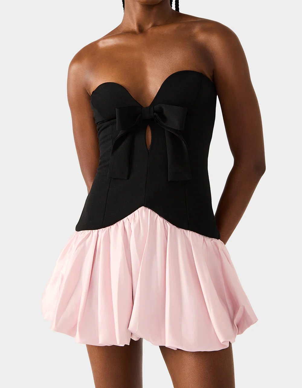 BETSEY'S BOW DRESS BLACK MULTI - Image 6